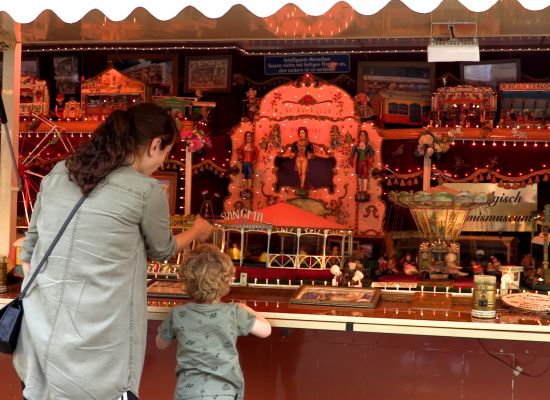 Bezoek aan de nostalgische Kermis in Oss